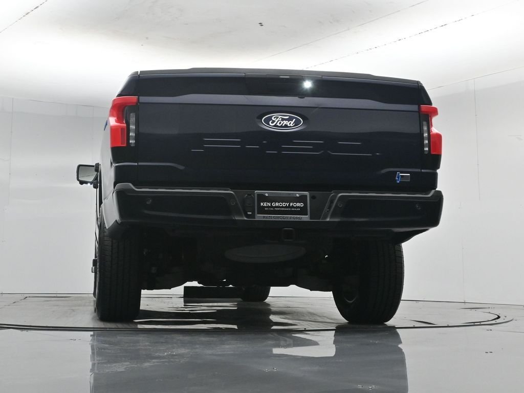 Used 2024 Blue Ford XLT image 52