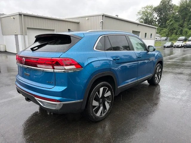 Certified Used 2025 Blue Volkswagen 2.0T SEL image 5