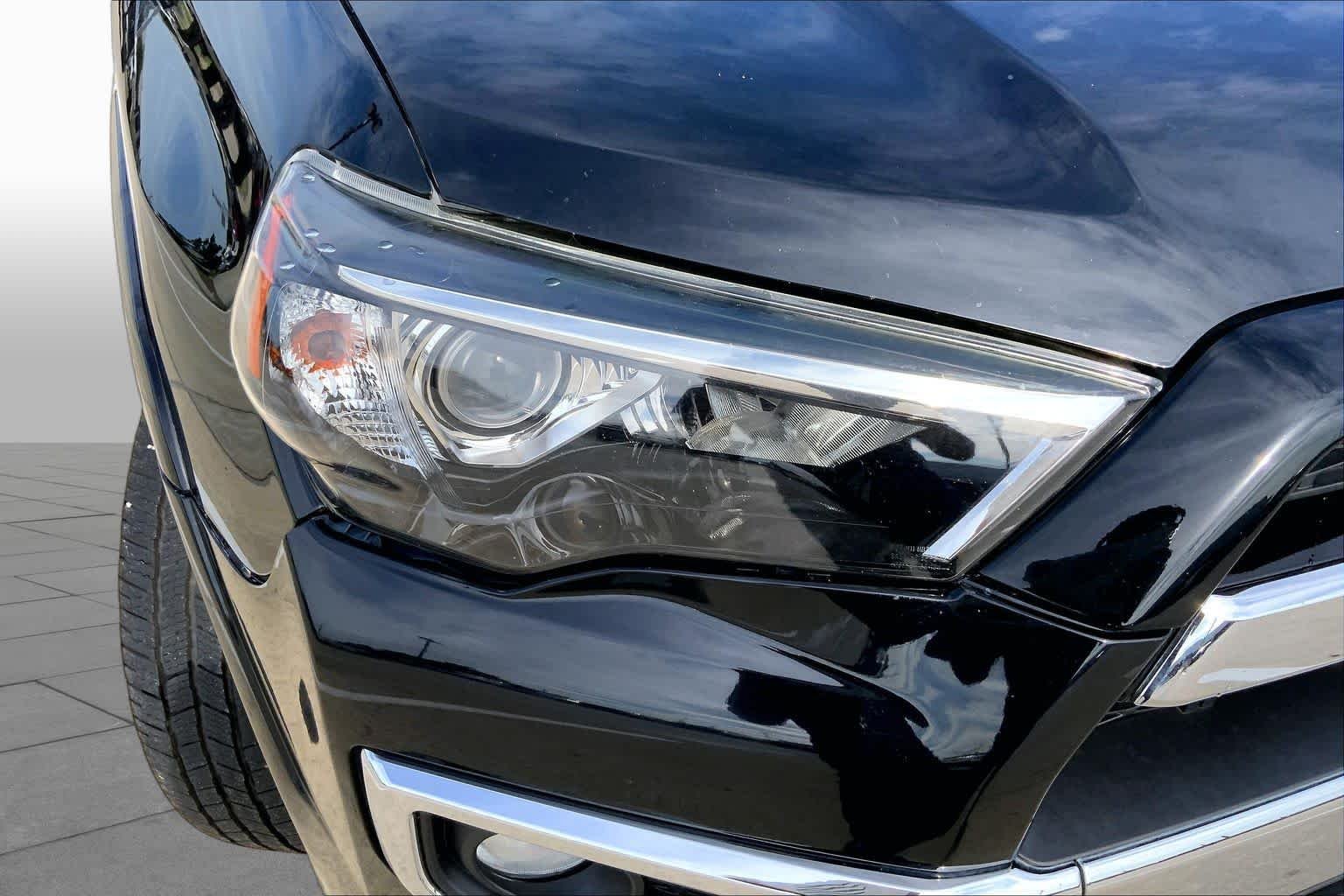 Used 2019 Midnight Black Metallic Toyota Limited image 27