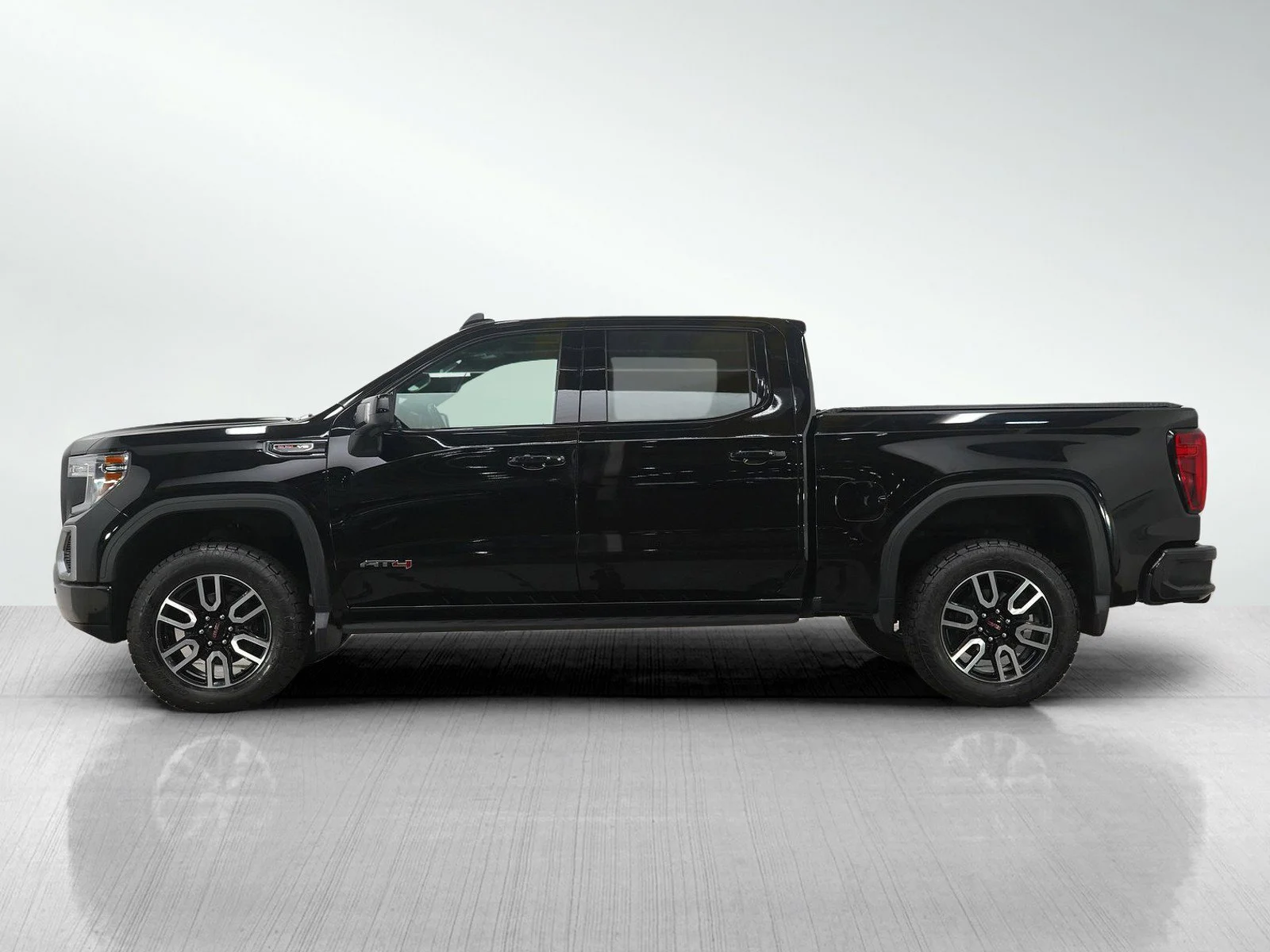 Used 2022 GMC Sierra 1500 Limited AT4 with VIN 1GTP9EEL0NZ105936 for sale in Bloomington, Minnesota