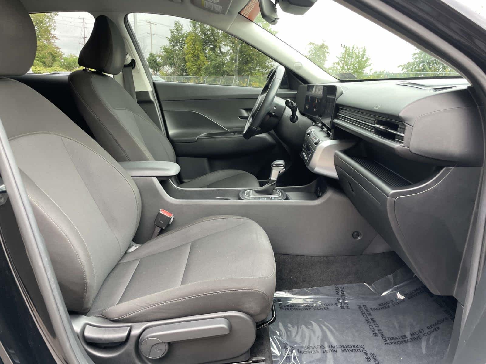Used 2024 Abyss Black Pearl Hyundai SEL image 25