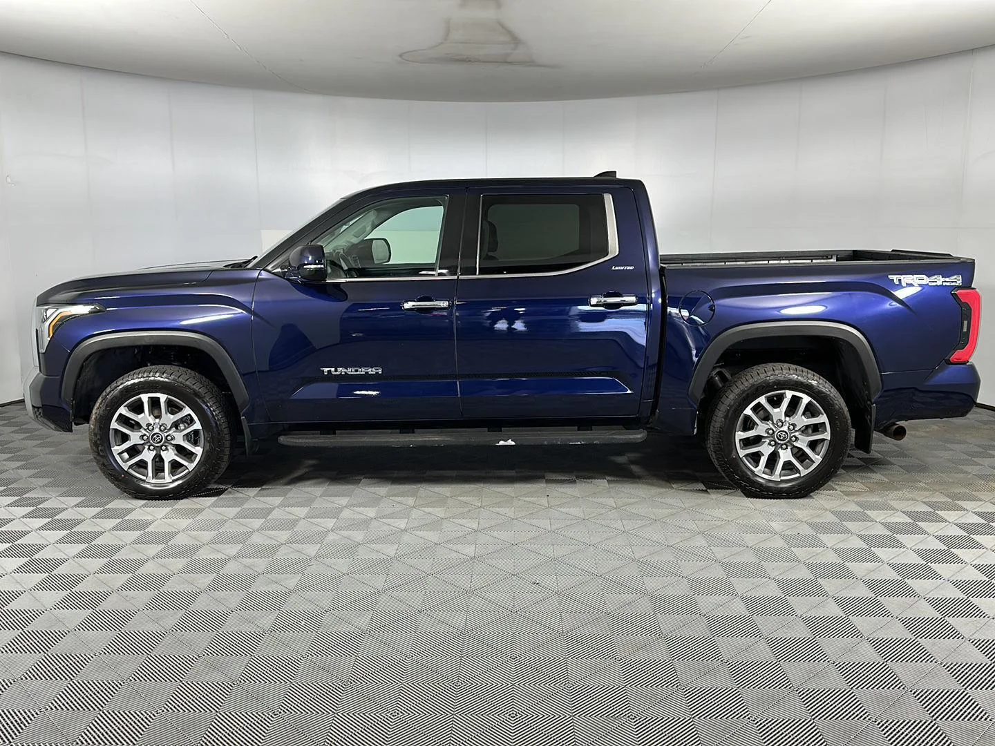 Used 2022 Blueprint Toyota Limited image 17