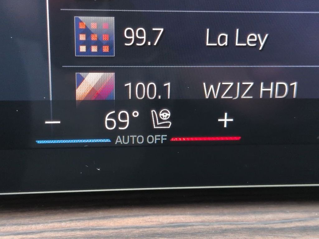 New 2026 Skyscraper Grey Metallic BMW xDrive40i image 24