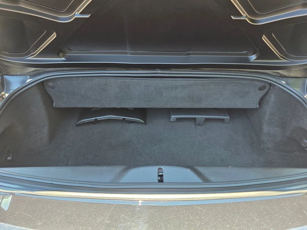 Used 2018 Black Chevrolet Stingray image 7