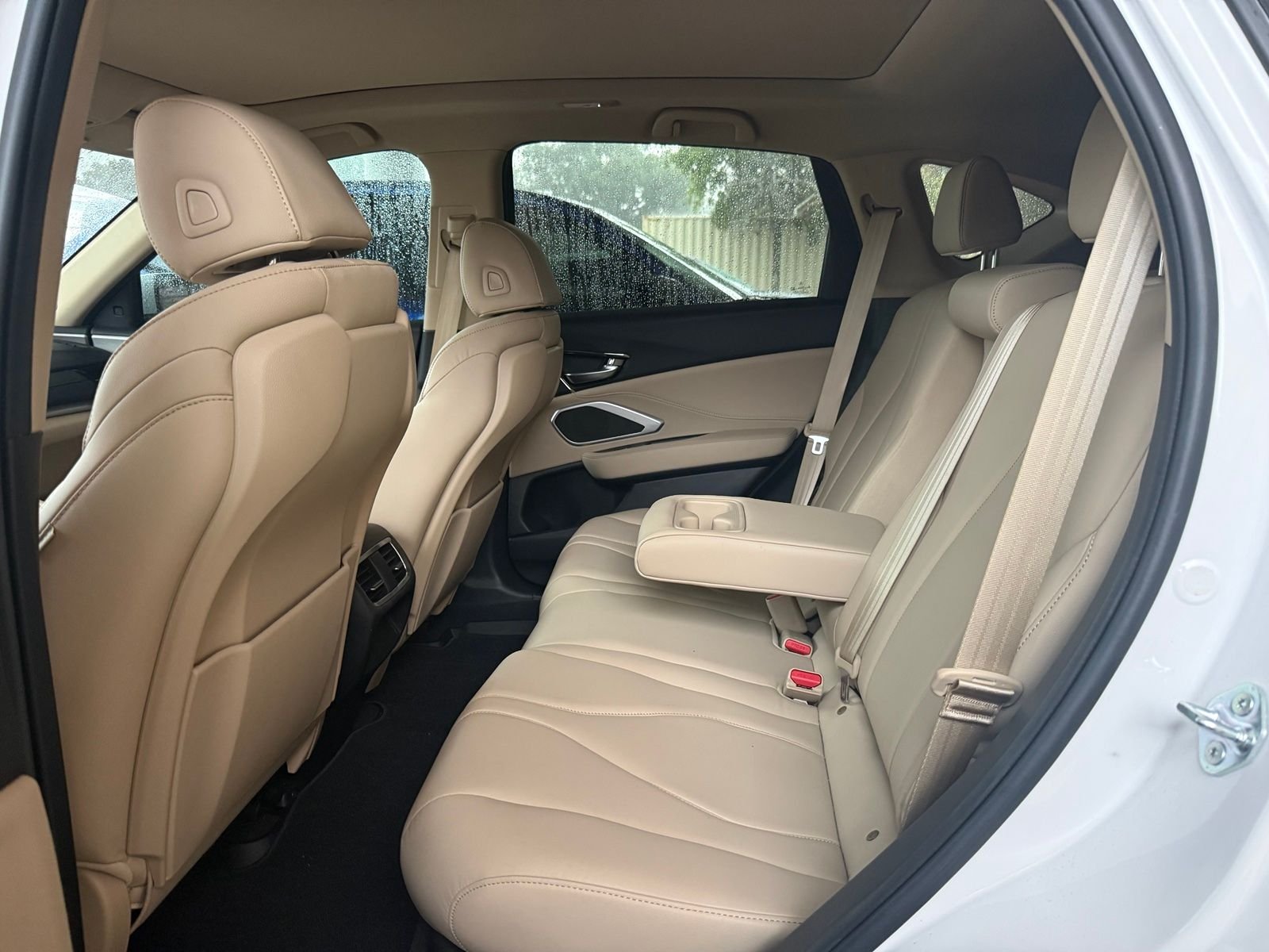 Used 2024 Platinum White Pearl Acura Base image 7