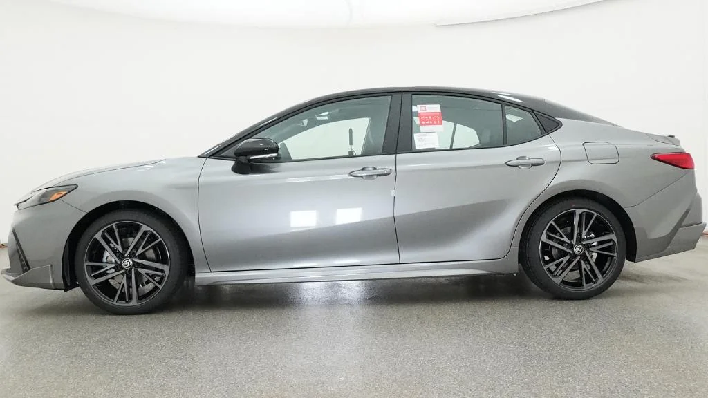 New 2026 Heavy Metal with Midnight Black Metallic roof Toyota XSE image 14