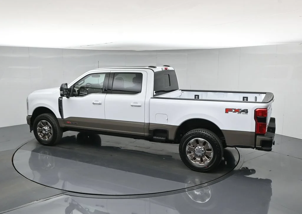 New 2027 Oxford White Ford King Ranch image 45