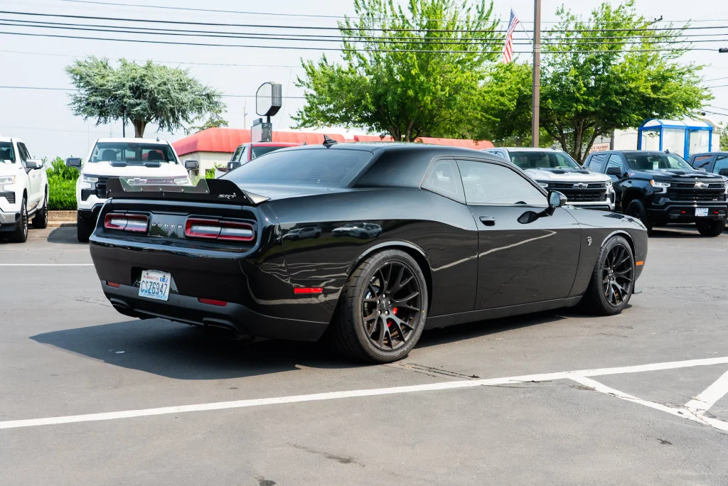 Used 2015 Pitch Black Clearcoat Dodge SRT Hellcat image 4