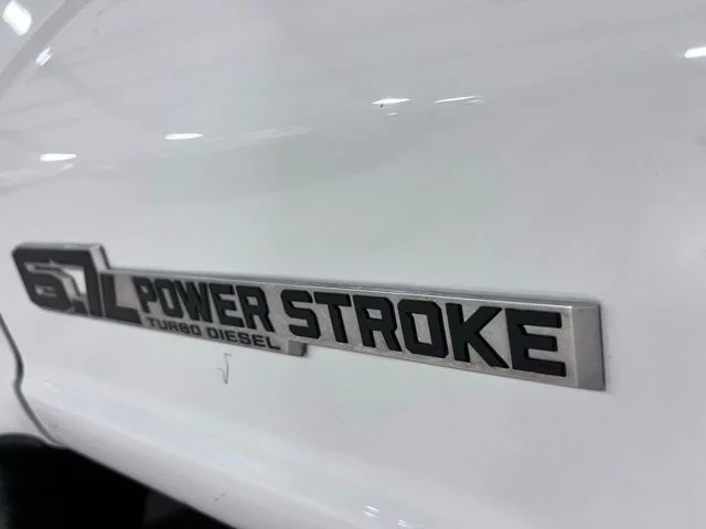 Used 2025 White Ford XL image 30