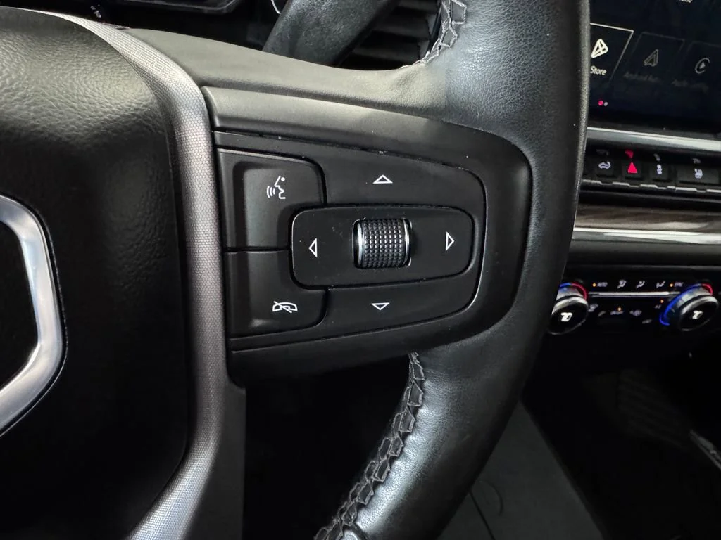 Certified Used 2024 Onyx Black GMC Elevation image 16