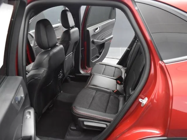 New 2026 Rapid Red Metallic Tinted Clearcoat Ford ST-Line image 19