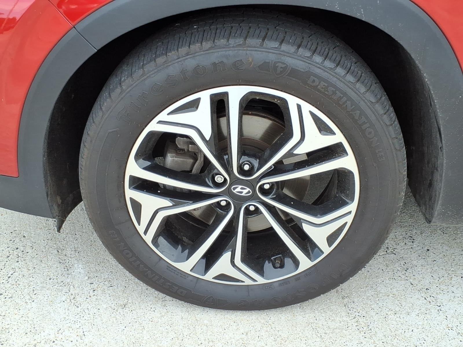 Used 2020 Lava Orange Hyundai Limited image 4