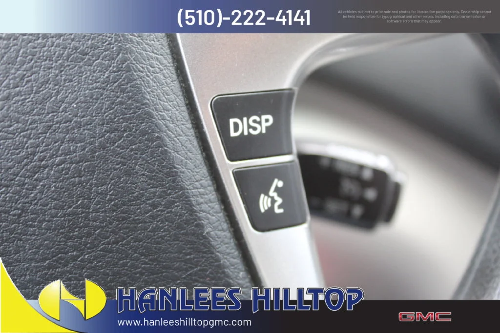Used 2012 White Toyota Base image 30