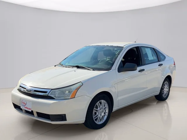 Pre-Owned 2010 Ford Focus SE