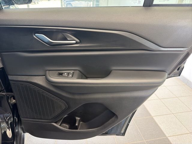 Used 2025 Black Jeep Altitude image 8