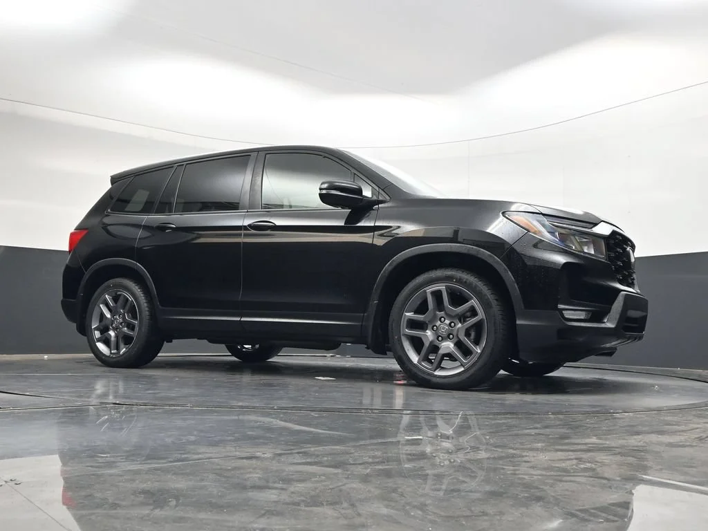 Certified Used 2022 Crystal Black Pearl Honda EX-L image 24