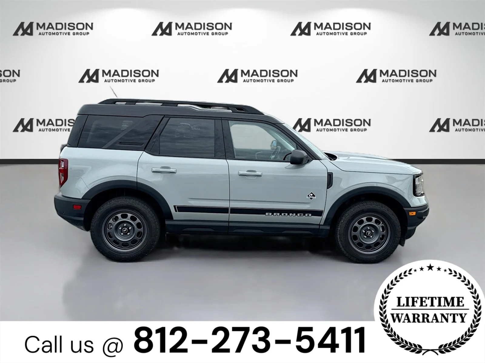 Used 2024 Gray Ford Outer Banks image 4