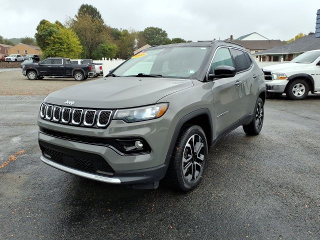 Used 2023 Gray Jeep Limited image 8