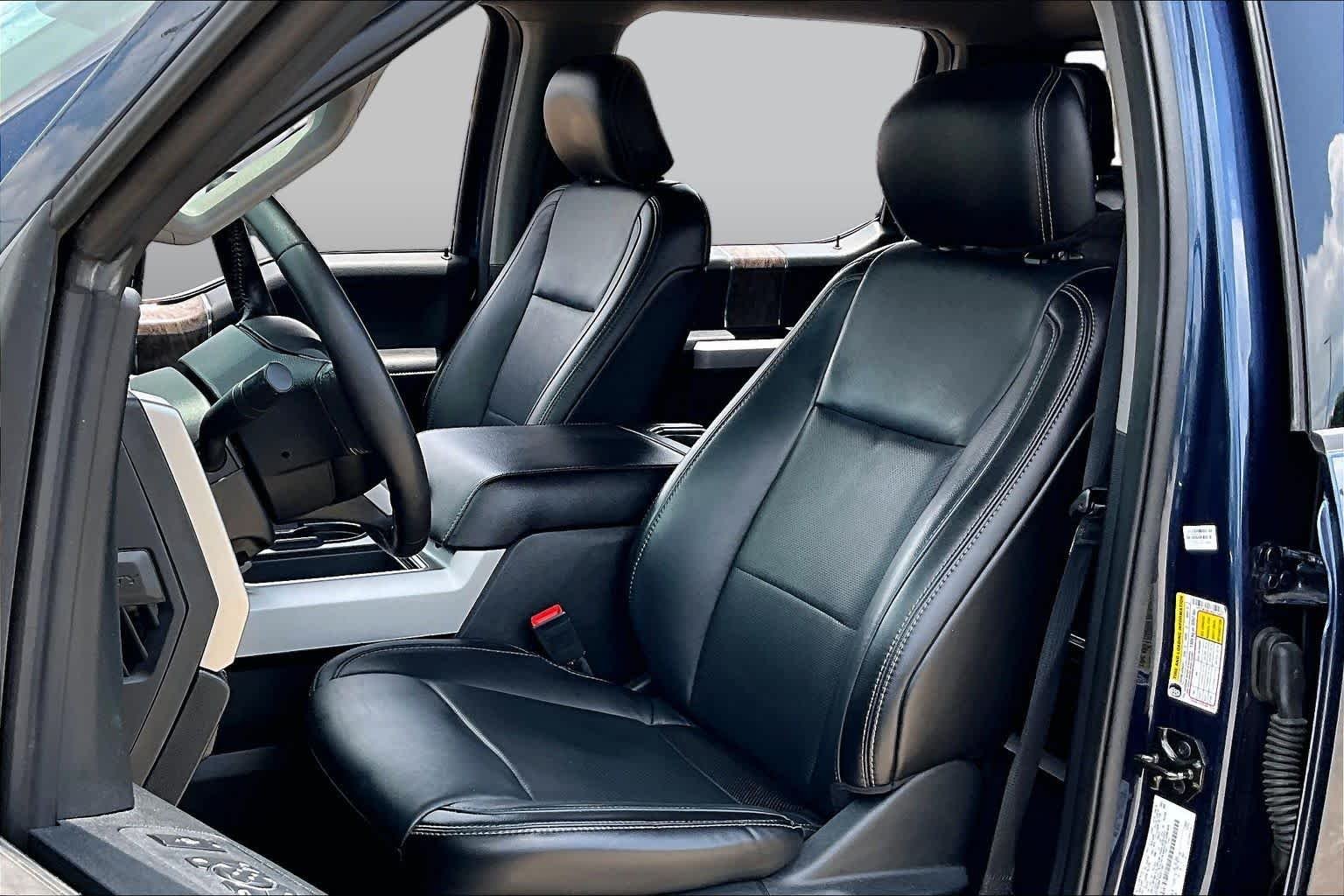 Used 2019 Blue Jeans Metallic Ford LARIAT image 8