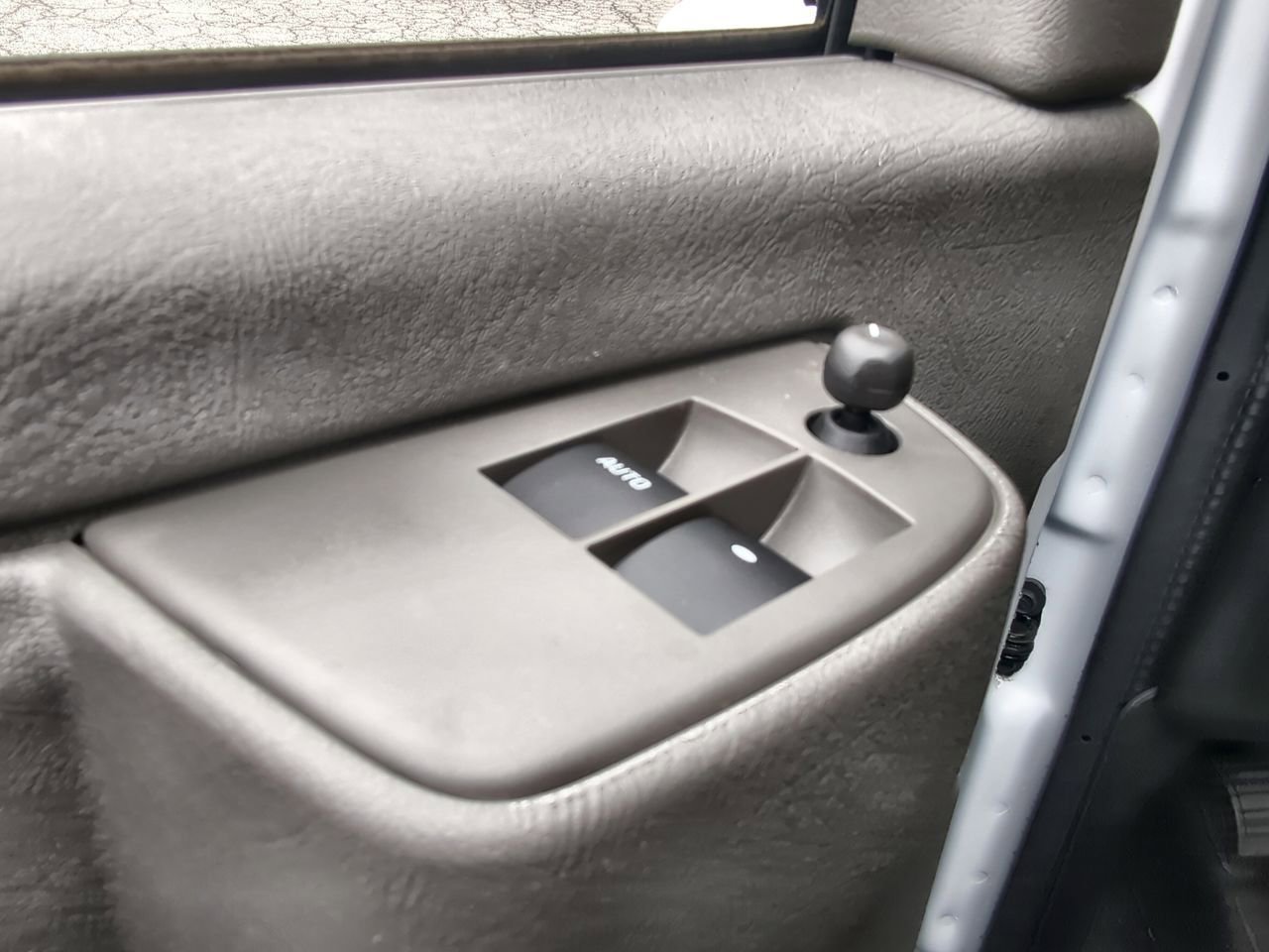 2025 Chevrolet Express Cargo Work Van - Photo 20