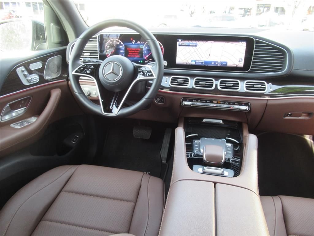 2025 Mercedes-Benz GLS Base - Photo 13