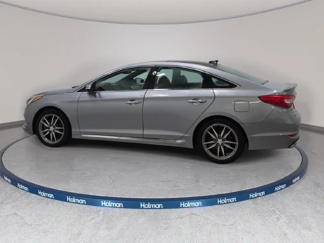 Used 2015 Gray Hyundai Sport 2.0T image 9
