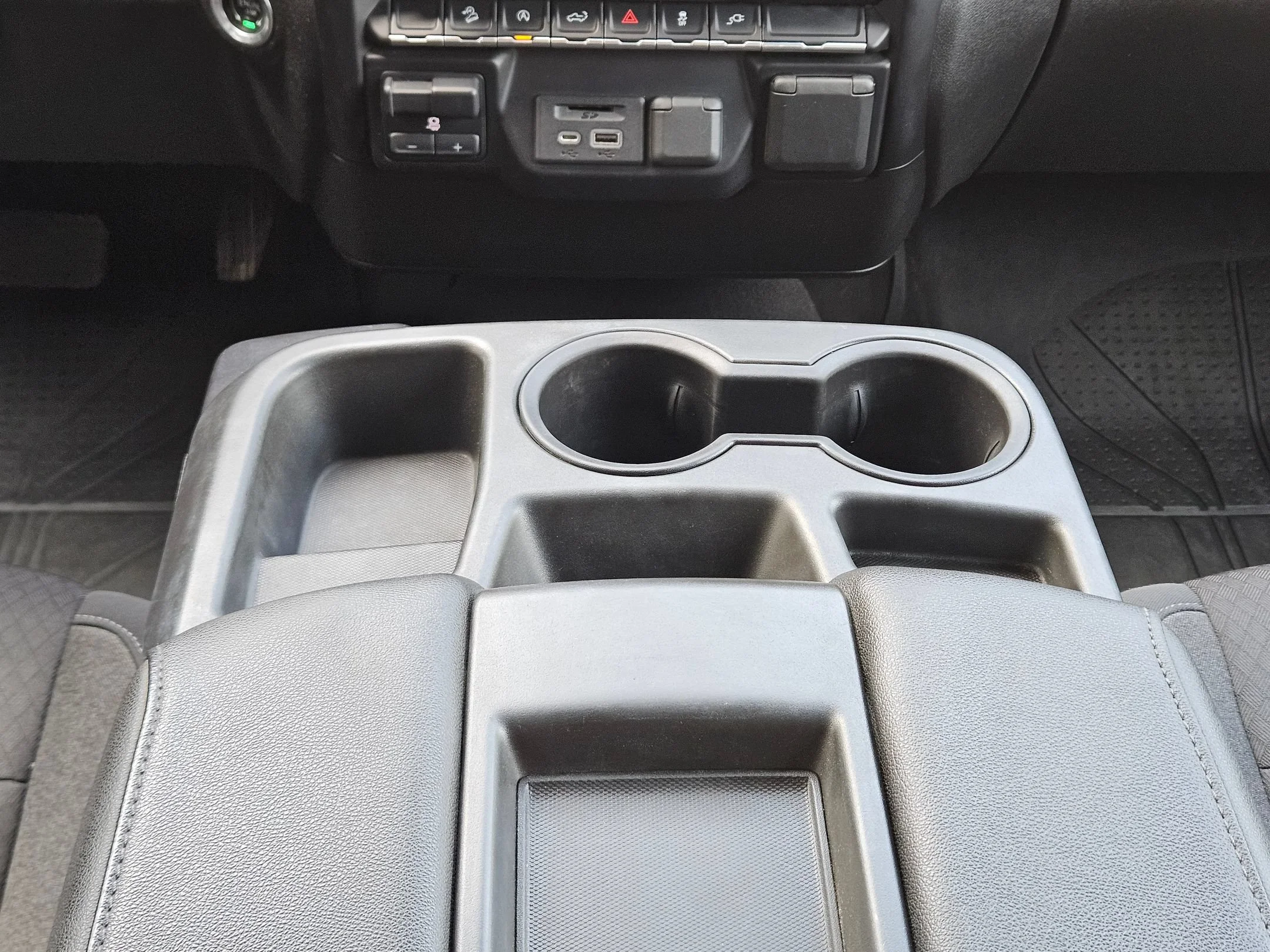 Used 2021 Summit White Chevrolet LT image 12