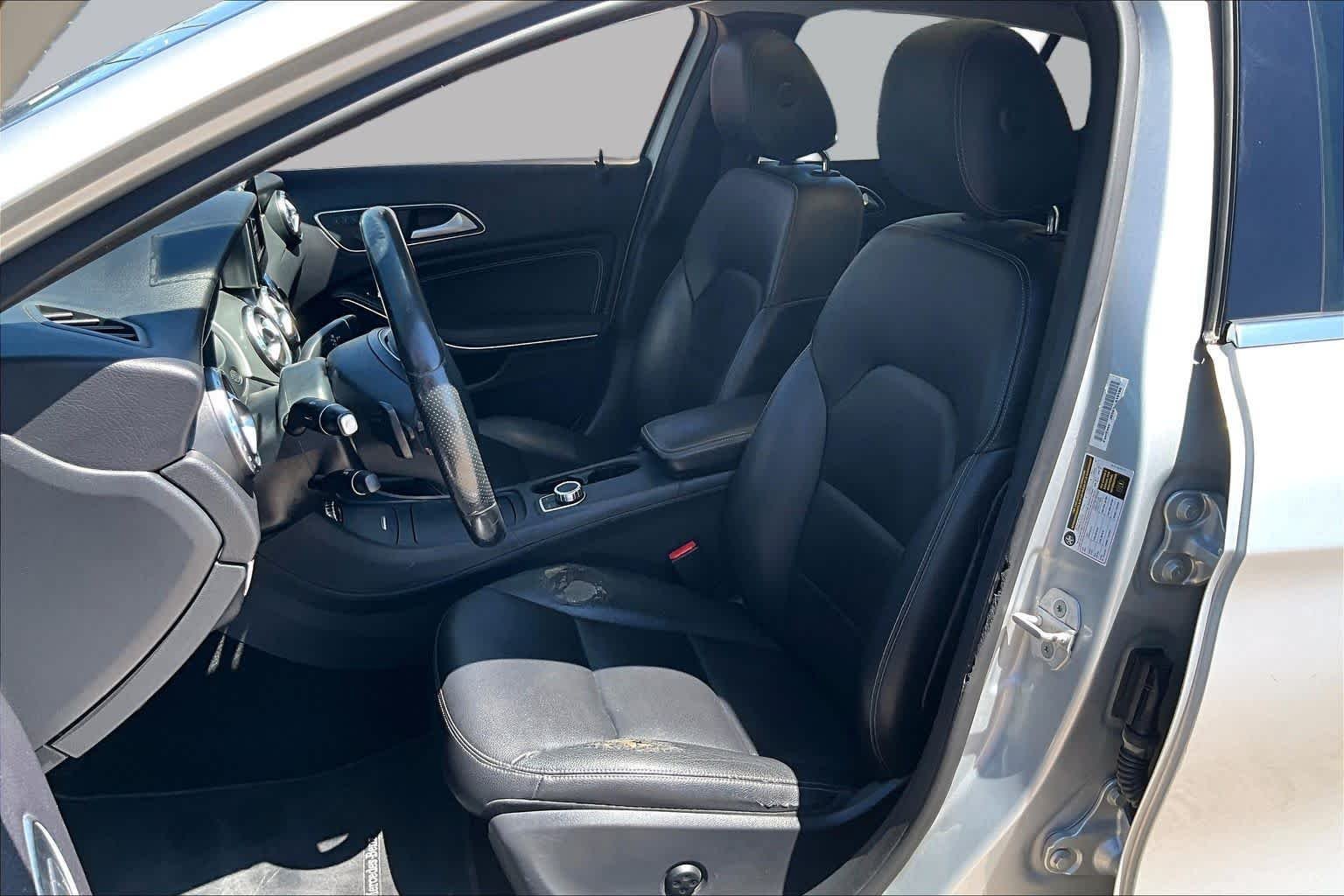 Pre-Owned 2015 Mercedes-Benz GLA 250