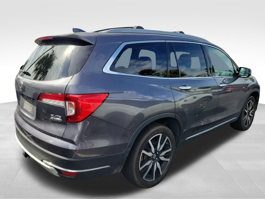 Certified Used 2022 Modern Steel Metallic Honda AWD ELITE image 13