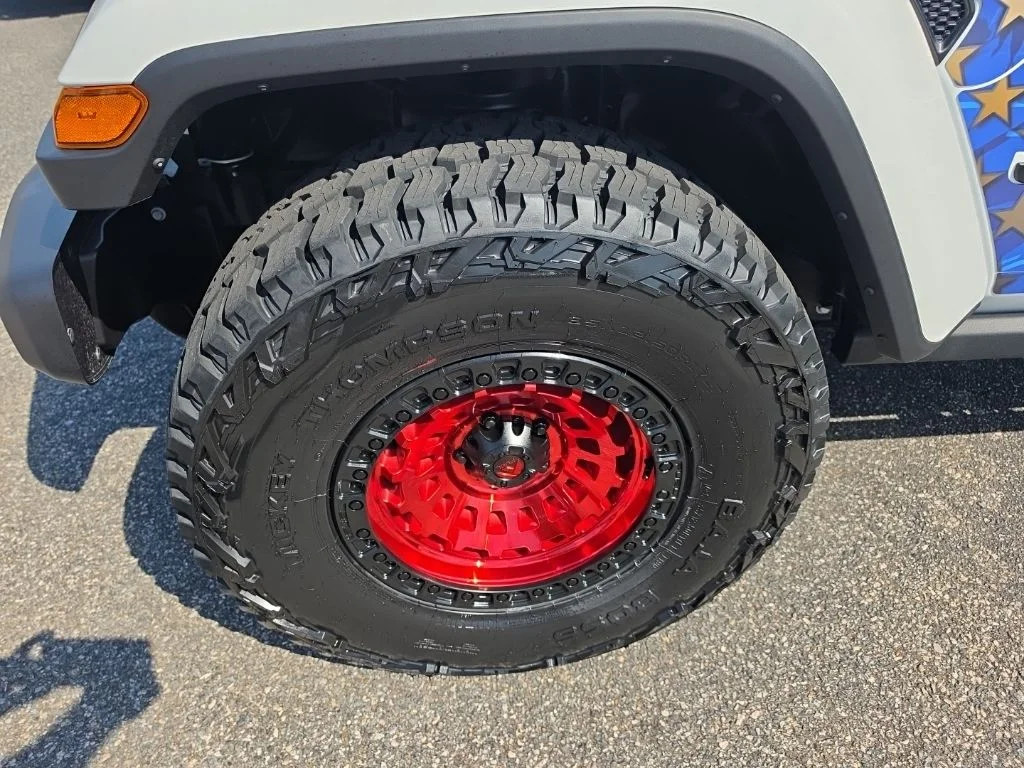 2025 Jeep Gladiator Willys - Photo 10