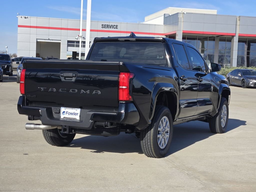 2026 Toyota Tacoma SR5 - Photo 4