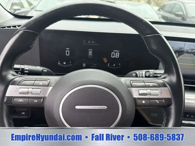 Used 2024 White Hyundai SEL image 25