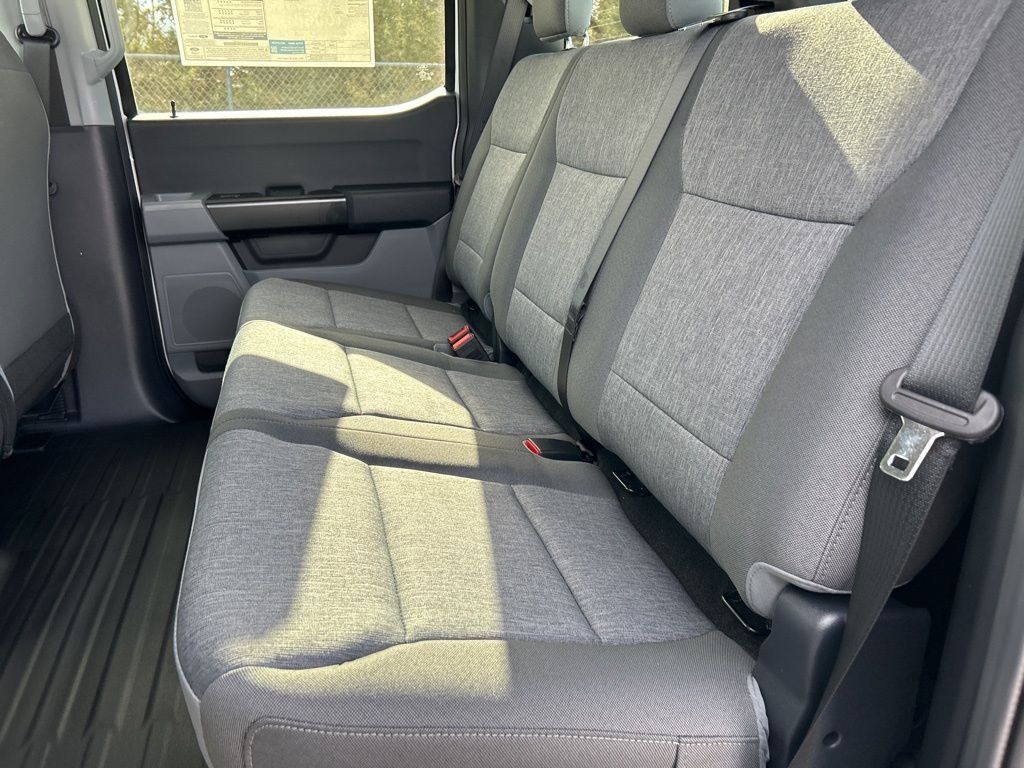 New 2026 Oxford White Ford XL image 38