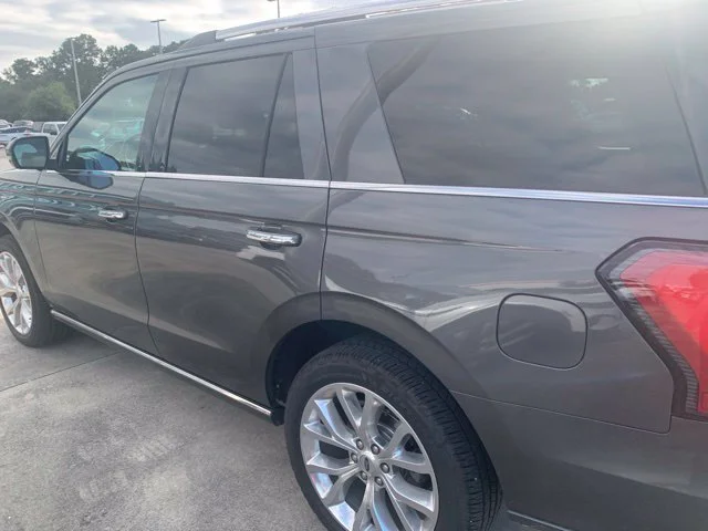 Used 2019 Gray Ford Limited image 9