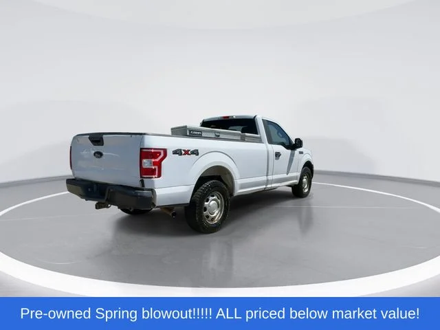 Used 2018 White Ford XL image 8