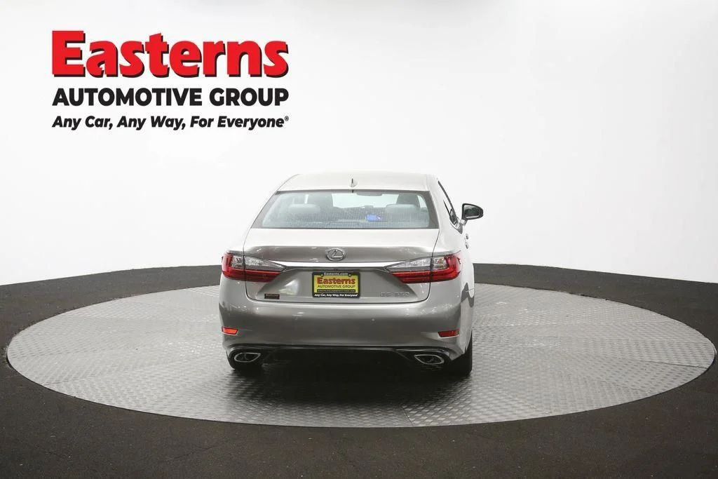 Used 2016 Silver Lexus 350 image 41