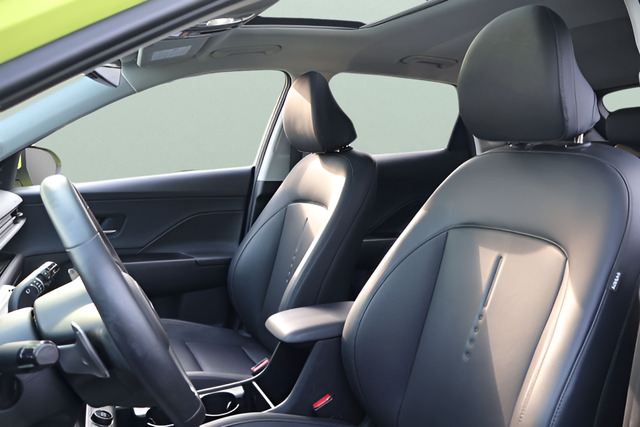 2024 Hyundai Kona Limited - Photo 14