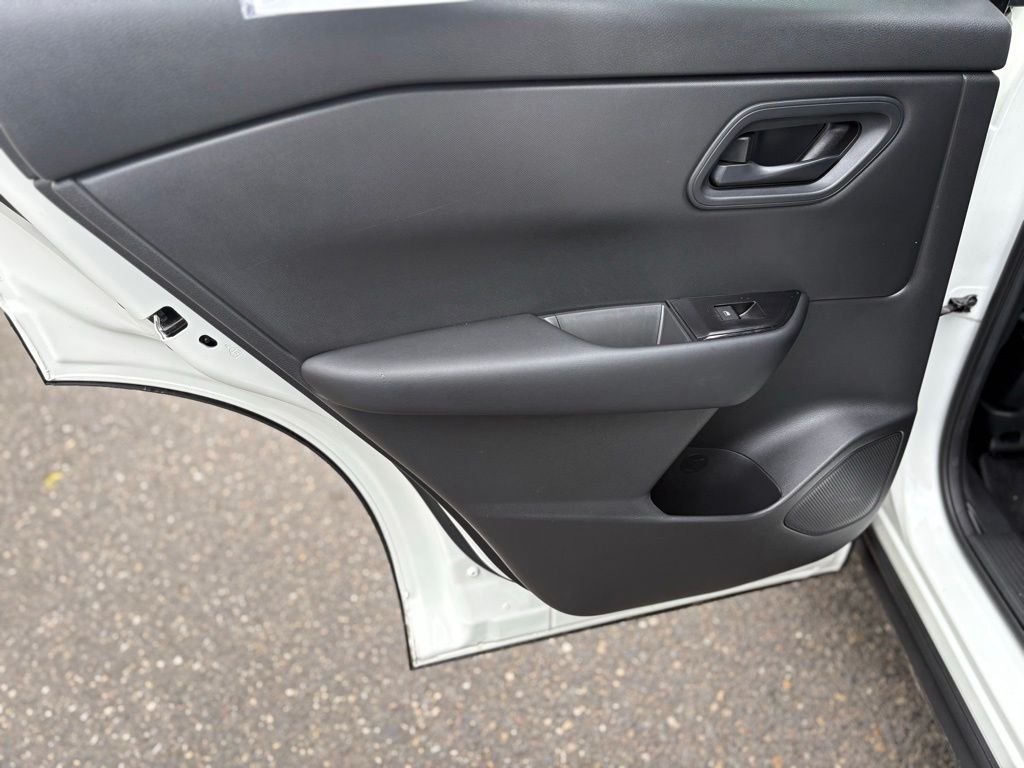Used 2024 White Nissan S image 15