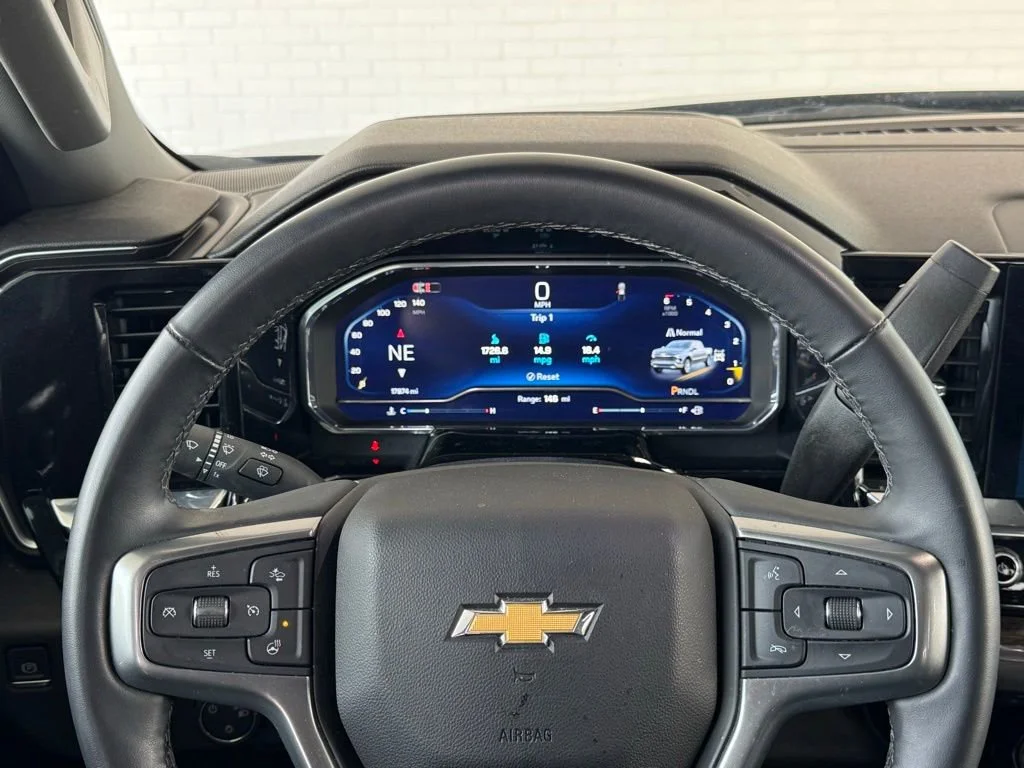 Used 2024 Black Chevrolet LT (2FL) image 34