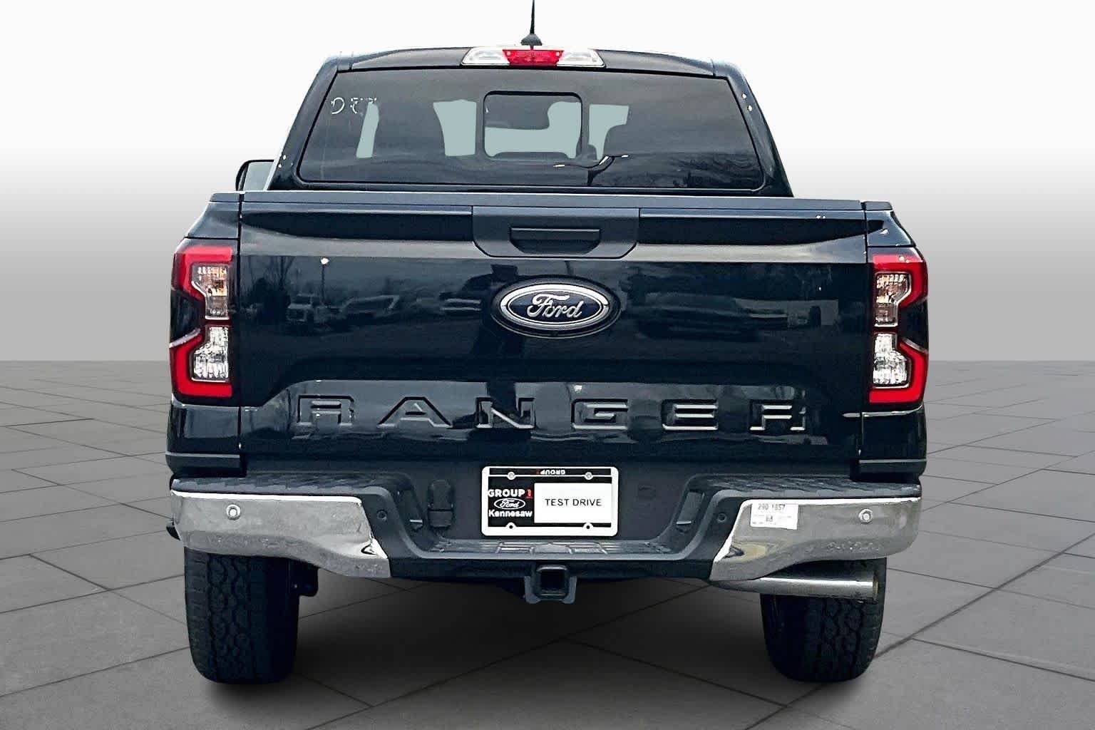 New 2025 Shadow Black Ford XLT image 4