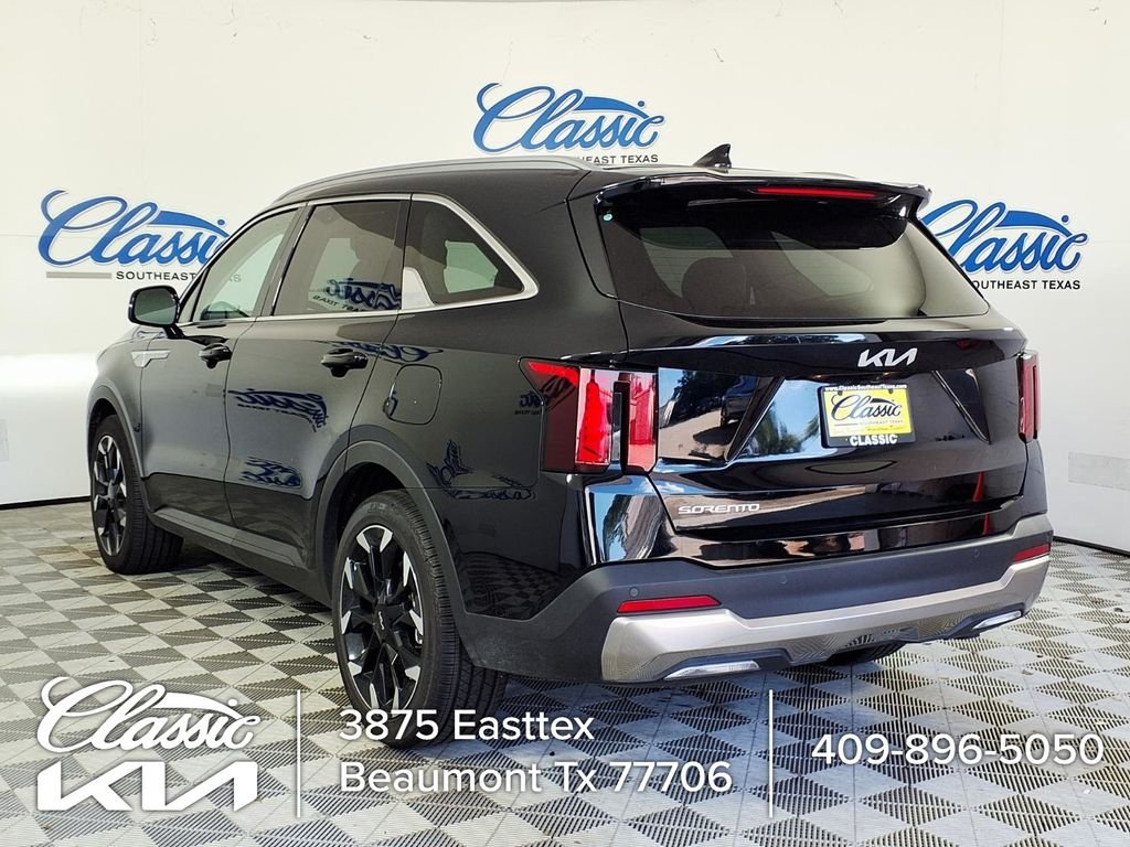 Used 2026 Black Kia EX image 2