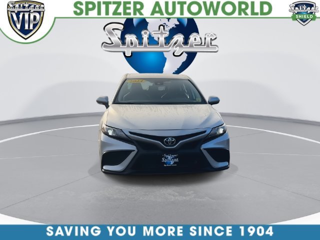 Used 2024  Toyota SE image 6