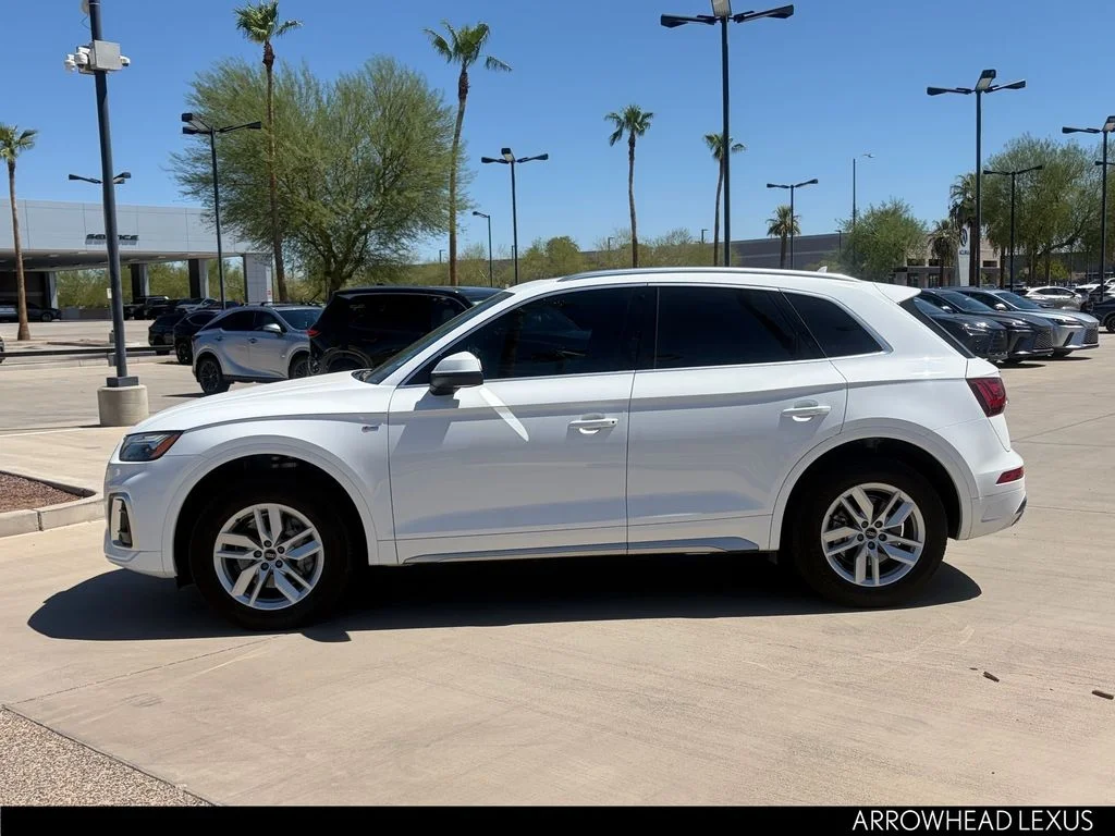 Used 2023 White Audi 45 S line Premium image 3