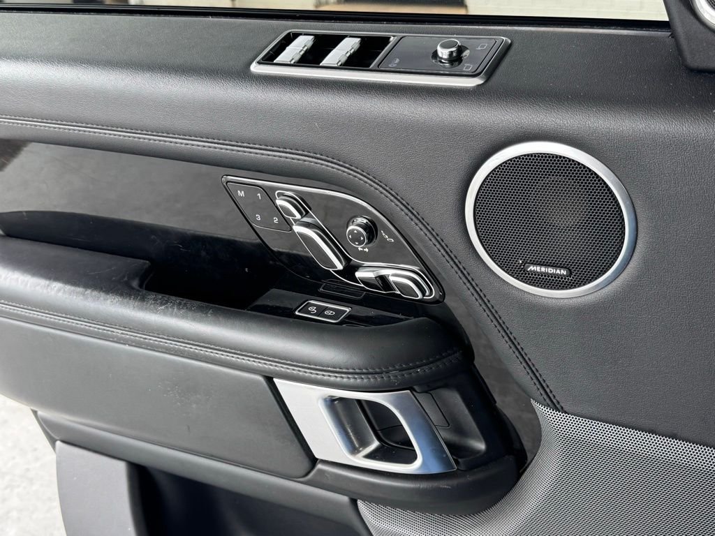 Used 2020 White Land Rover Supercharged image 33