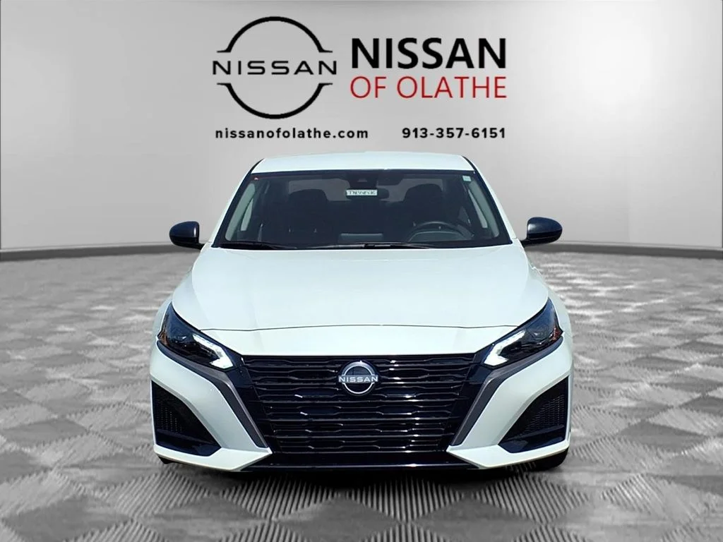New 2026 Pearl White TriCoat Nissan SV image 30