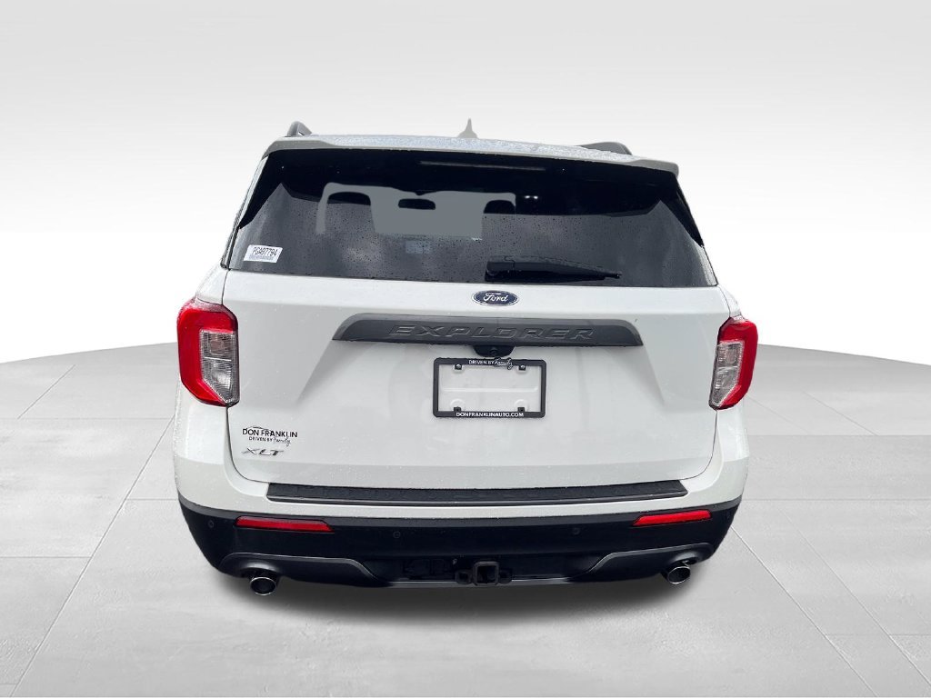 Used 2023 White Ford XLT image 4