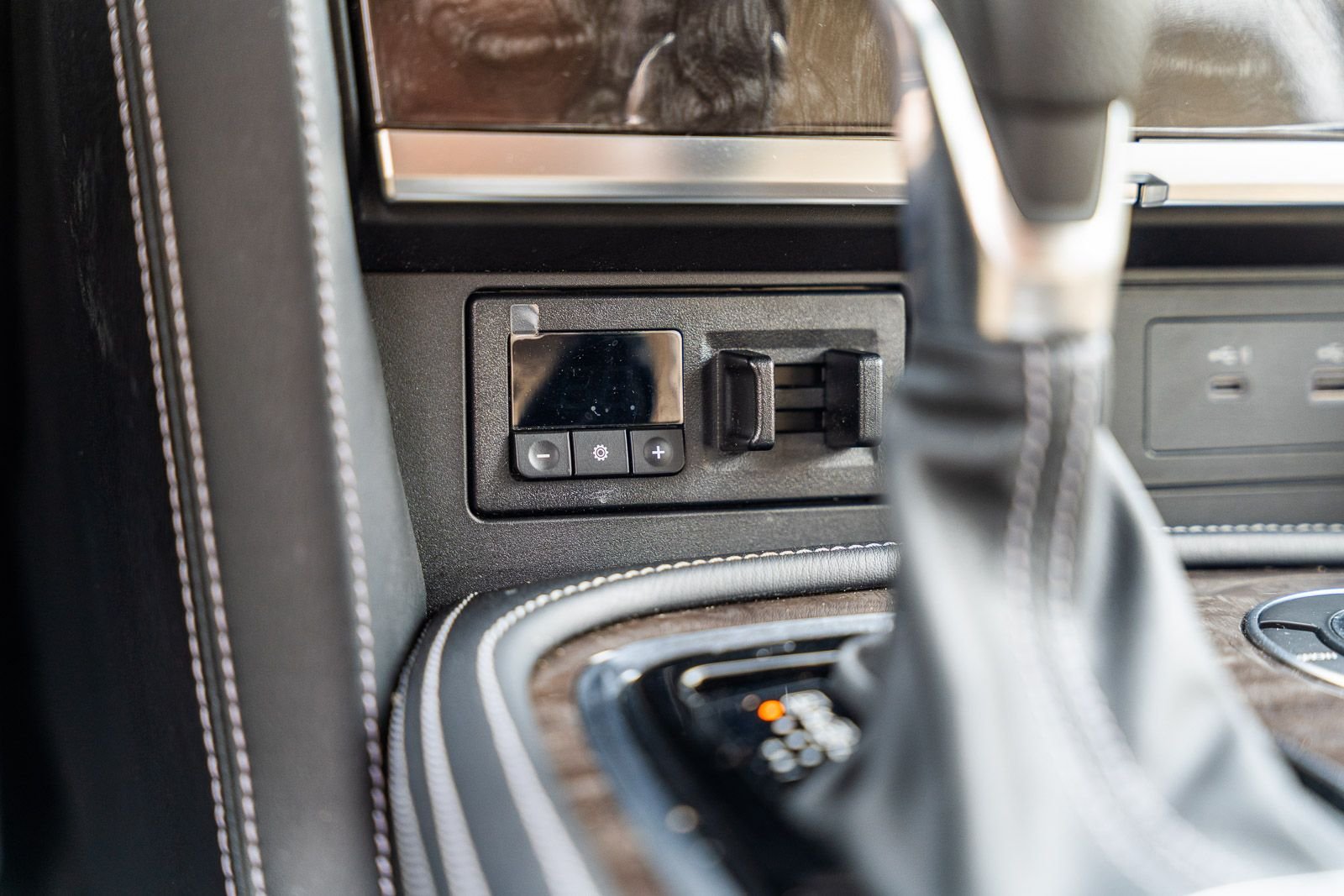 2023 Nissan Armada Platinum - Photo 49