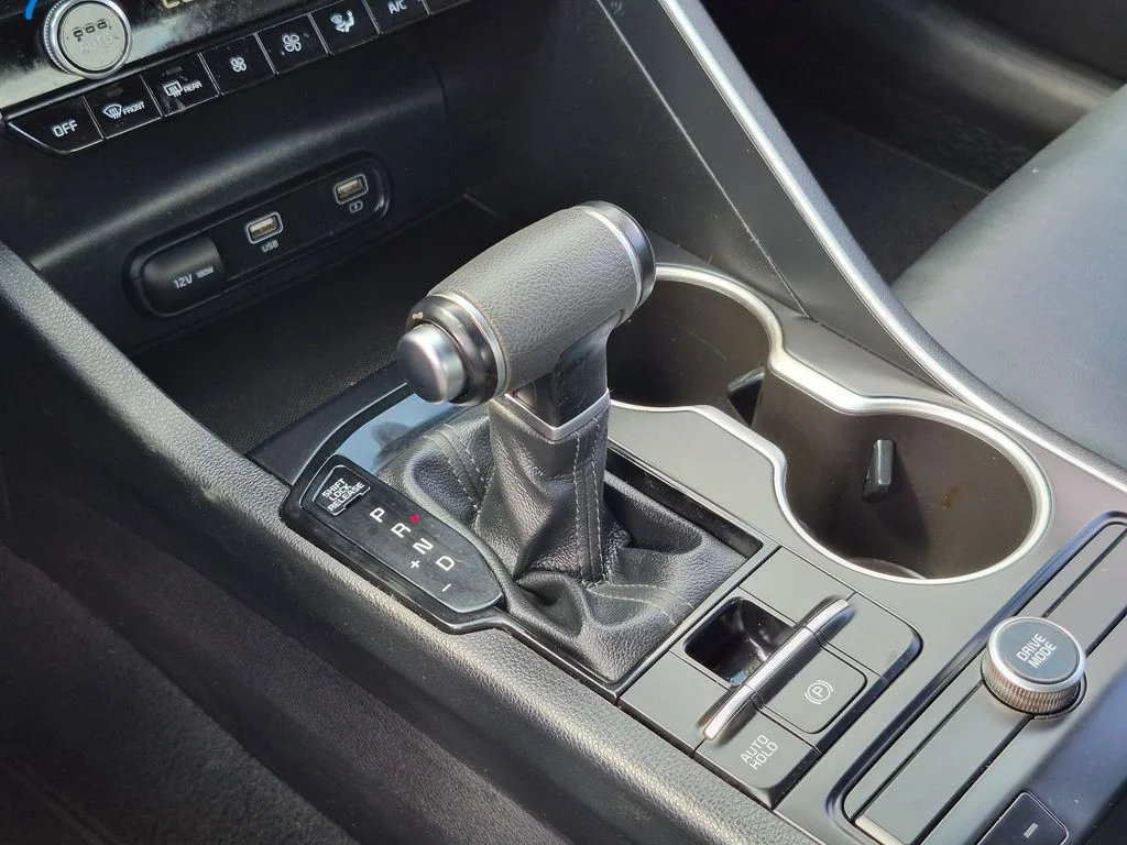 Used 2022 Gray Kia GT-Line image 17