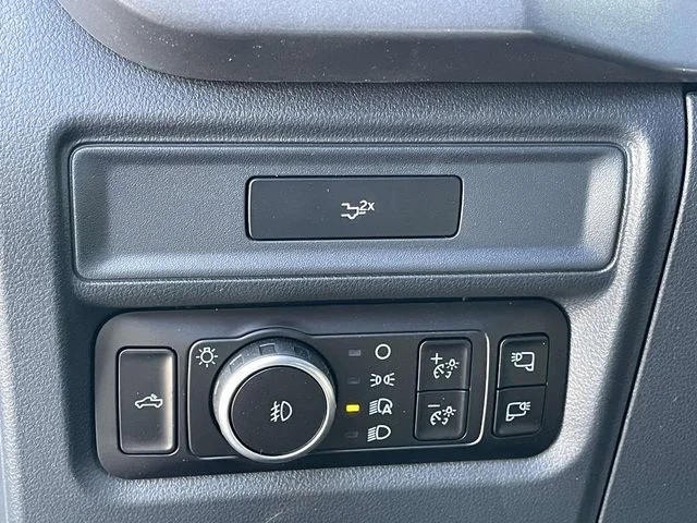 New 2026 Black Ford XLT image 13