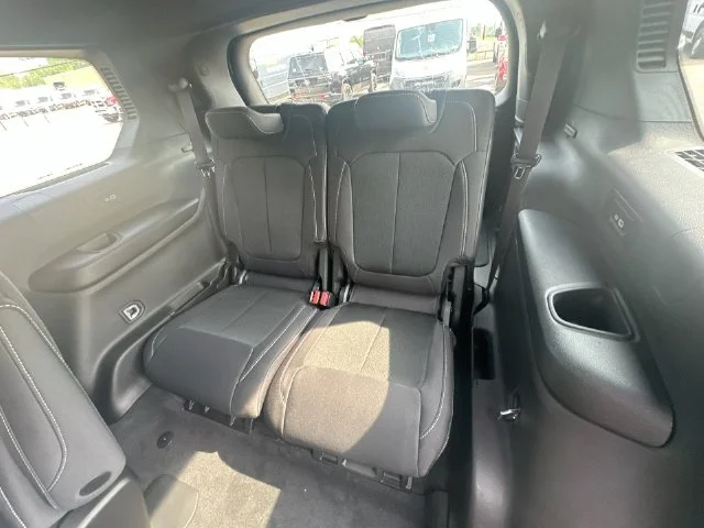 New 2026 Silver Zynith Exterior Paint Jeep Laredo image 26